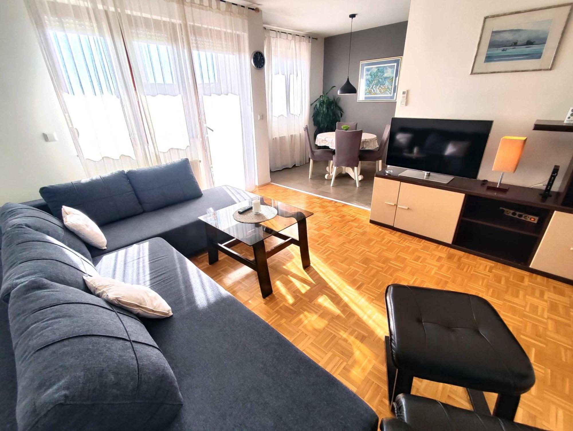 Lara'S Apartment 자다르 외부 사진